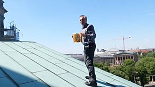 زنبورها بر بام کلیسای جامع برلین