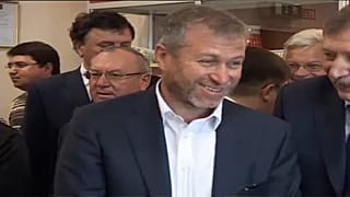 Βρετανία: Χωρίς βίζα ο Αμπράμοβιτς