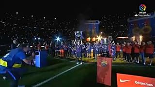 Barcelona: Elbúcsúztatták Iniestát