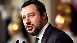 Tensión en Bruselas entre populares y populistas