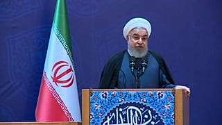 Iran, dura reazione del presidente Rouhani alle nuove minacce degli USA