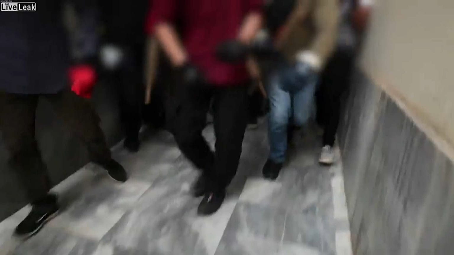 Grupo anarquista ataca Conselho de Estado Grego 