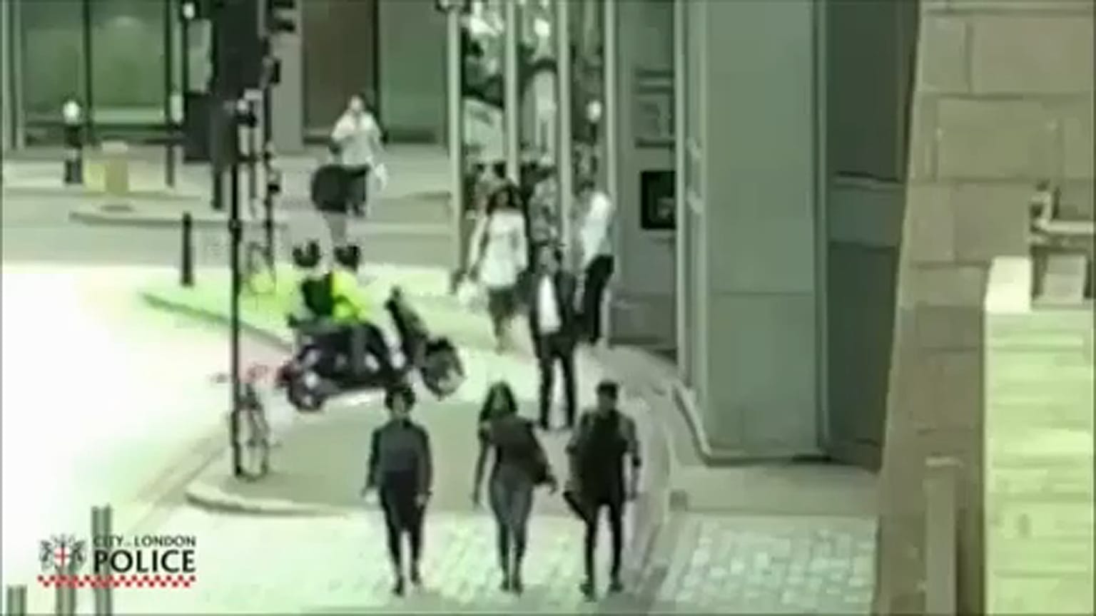 London: új jogszabály a rendőrök védelmében