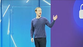 Zuckerberg está "casi en una gira de relaciones públicas"