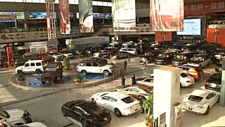 China vai reduzir tarifas sobre importação de automóveis de 25% para 15%