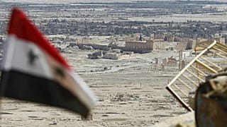 دیده‌بان حقوق بشر سوریه: در حمله داعش به یک پایگاه نظامی چند ایرانی کشته شدند