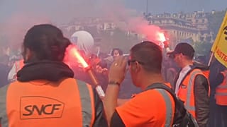 Francia, l'opinione del sindacato sull'ondata di scioperi che paralizza il paese