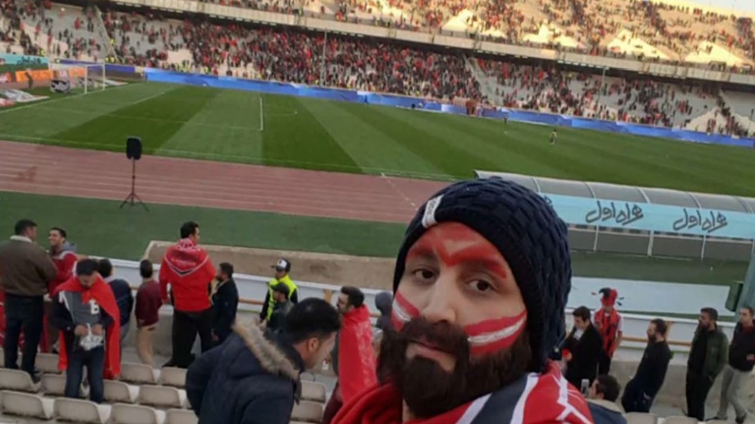Feloldaná a nők stadionlátogatási tilalmát az iráni elnök
