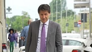 Túlszínezte önéletrajzát az olasz kormányfő-jelölt