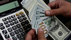 سقوط بی‌سابقه ارزش لیر ترکیه در برابر دلار