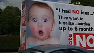 Downosokkal kampányolnak az abortusz ellenzői Írországban 