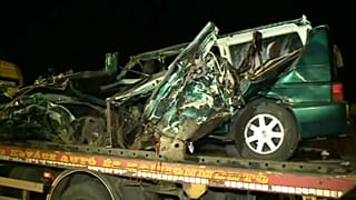 Nine Romanians killed in Hungary minibus crash, driver 'live on Facebook'
