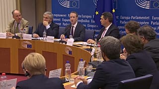 Mark Zuckerberg répond aux questions du Parlement européen