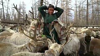 Los Duhka, un pueblo en peligro de extinción