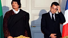 مقربان من القذافي يؤكدان تحويل أموال إلى ساركوزي