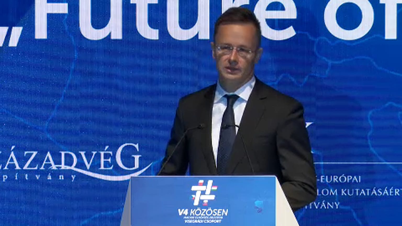 Szijjártó: az EP-választásokig el kell halasztani a nagy döntéseket