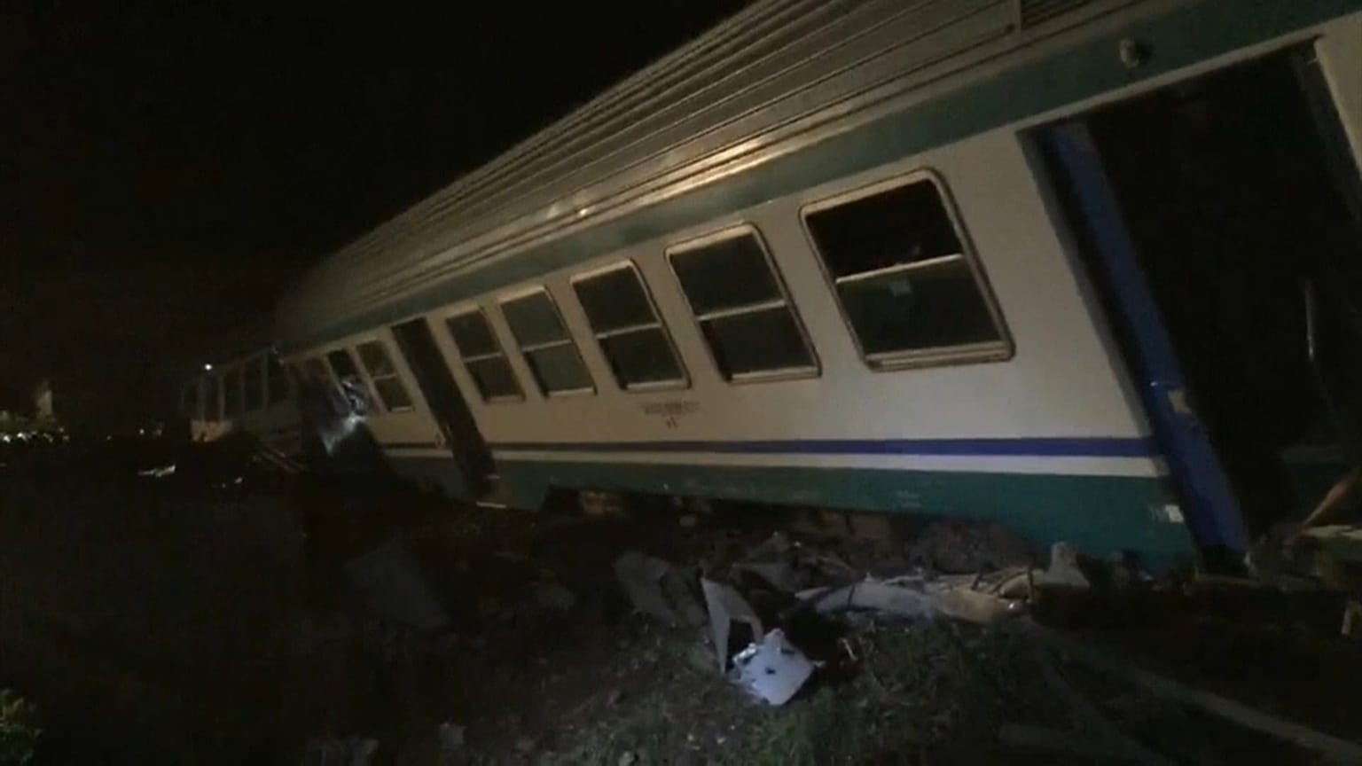 Dois mortos em colisão entre comboio e camião