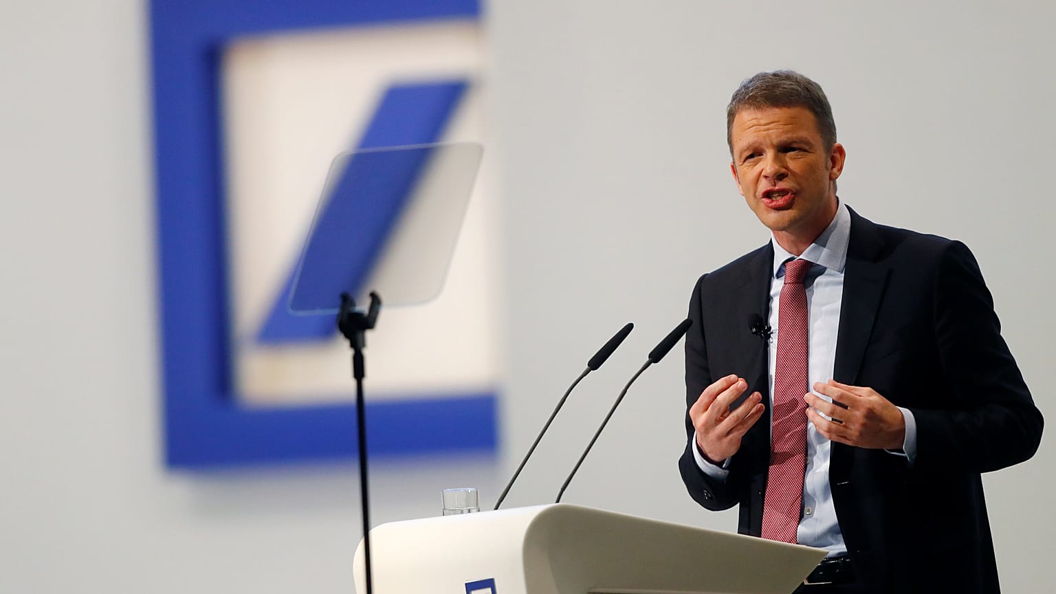 Coupes drastiques dans les effectifs à la Deutsche Bank