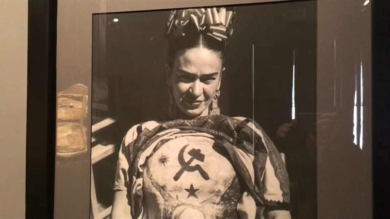 Frida Kahlo als Barbie-Puppe oder lieber digital?
