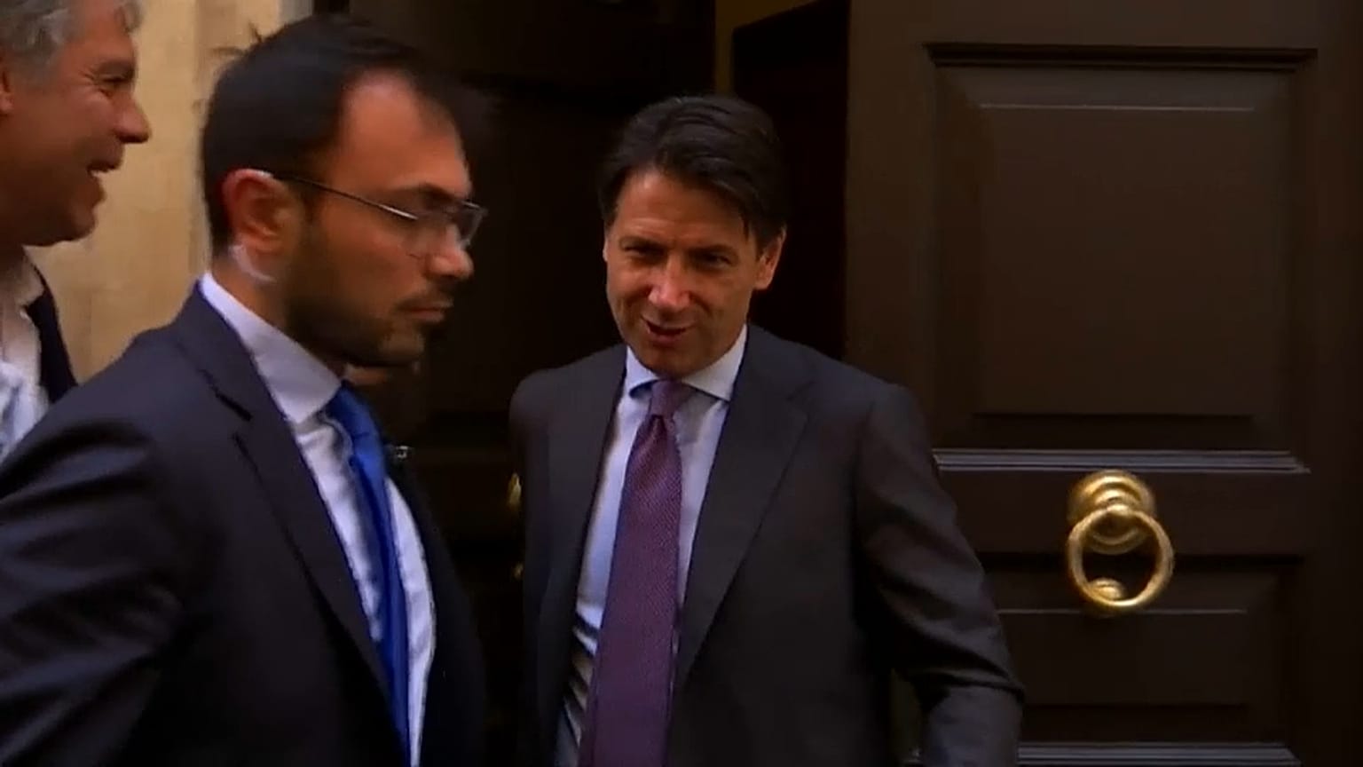 Conte, primo giorno da premier incaricato