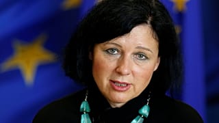 Věra Jourová: "As pessoas precisam de controlar melhor os seus dados"