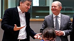 Schafft es die EU, Griechenland bis August vom 4. Rettungspaket "zu befreien"?