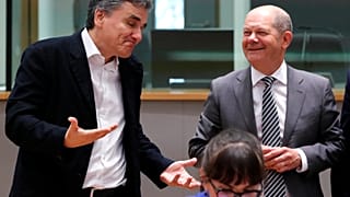 Schafft es die EU, Griechenland bis August vom 4. Rettungspaket "zu befreien"?