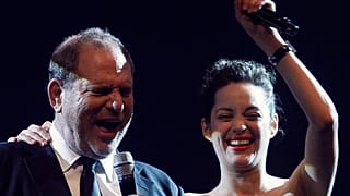 Feladhatja magát Harvey Weinstein