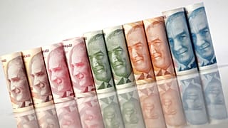 ترکیه برای مبارزه با سقوط ارزش لیر بهره بانکی را افزایش داد