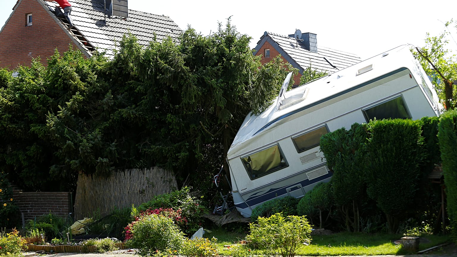 Auto, Zug und Schwebetaxi: die No Comments der Woche