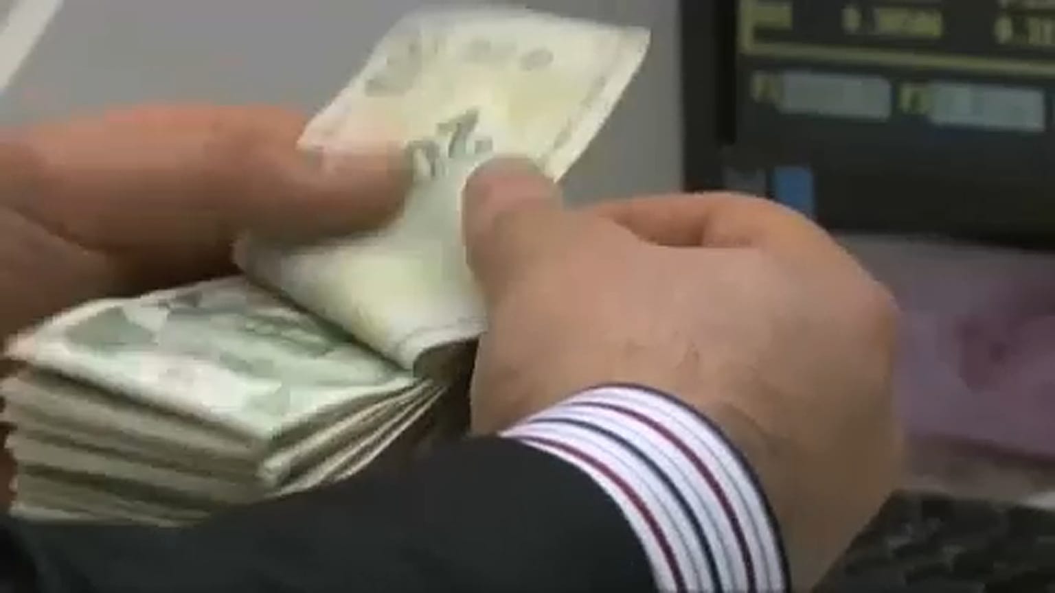 Erdogan politikája miatt van török valutaválság?