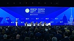 Макрон: "Россия - неотъемлемая часть Европы" 