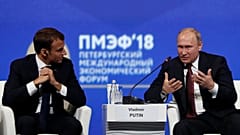 Macron'un SPIEF'e katılımı Rusya'yı memnun etti
