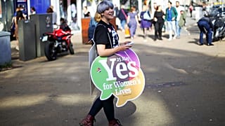 Svolta in Irlanda, sì all'aborto