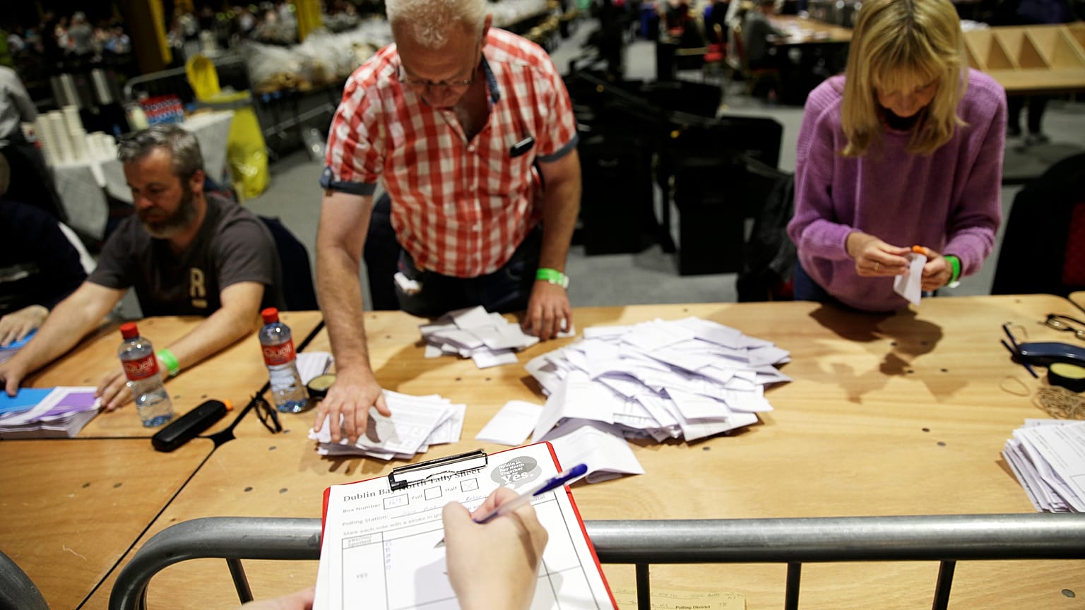 Referendo Aborto: Contagem de votos prossegue