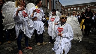 "SIM" vence referendo ao aborto na Irlanda