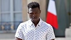 Le "héros" malien Mamoudou Gassama reçu par le président Macron.