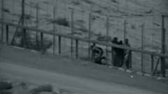 شاهد: عبور ثلاثة فلسطينيين للسياج العازل ومقتلهم برصاص الجيش الإسرائيلي