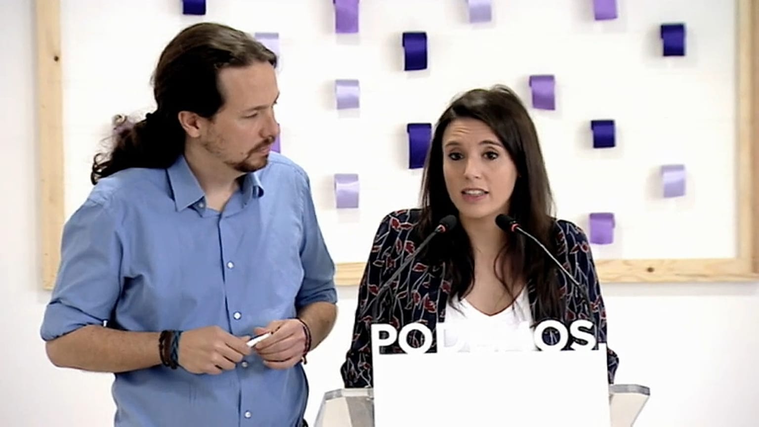 Pablo Iglesias gana el órdago del chalé