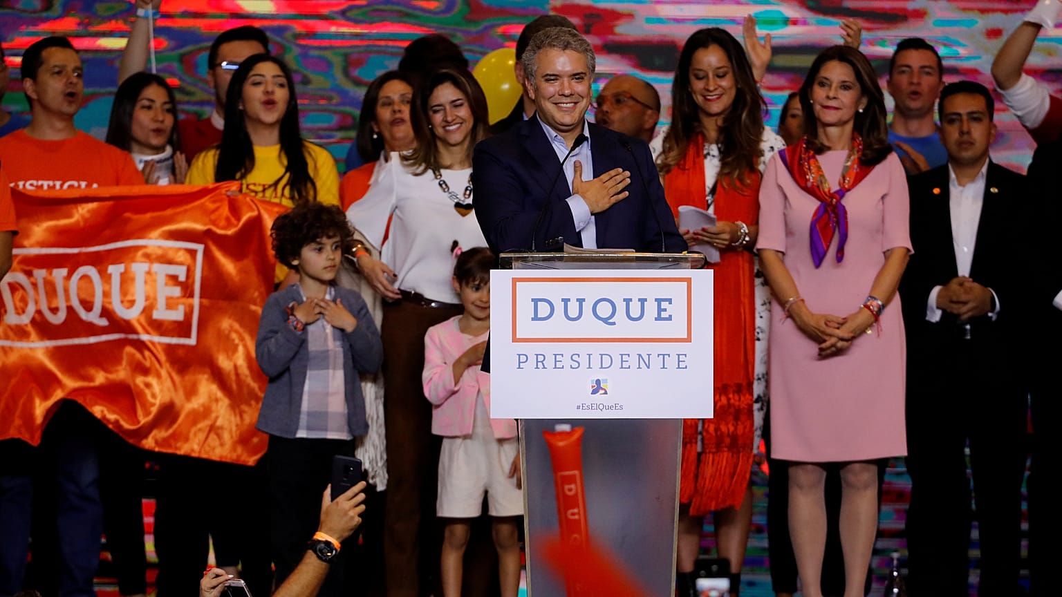 Duque e Petro na segunda volta das presidenciais