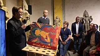 The book of Tibetan murals will cost 10,000 euros