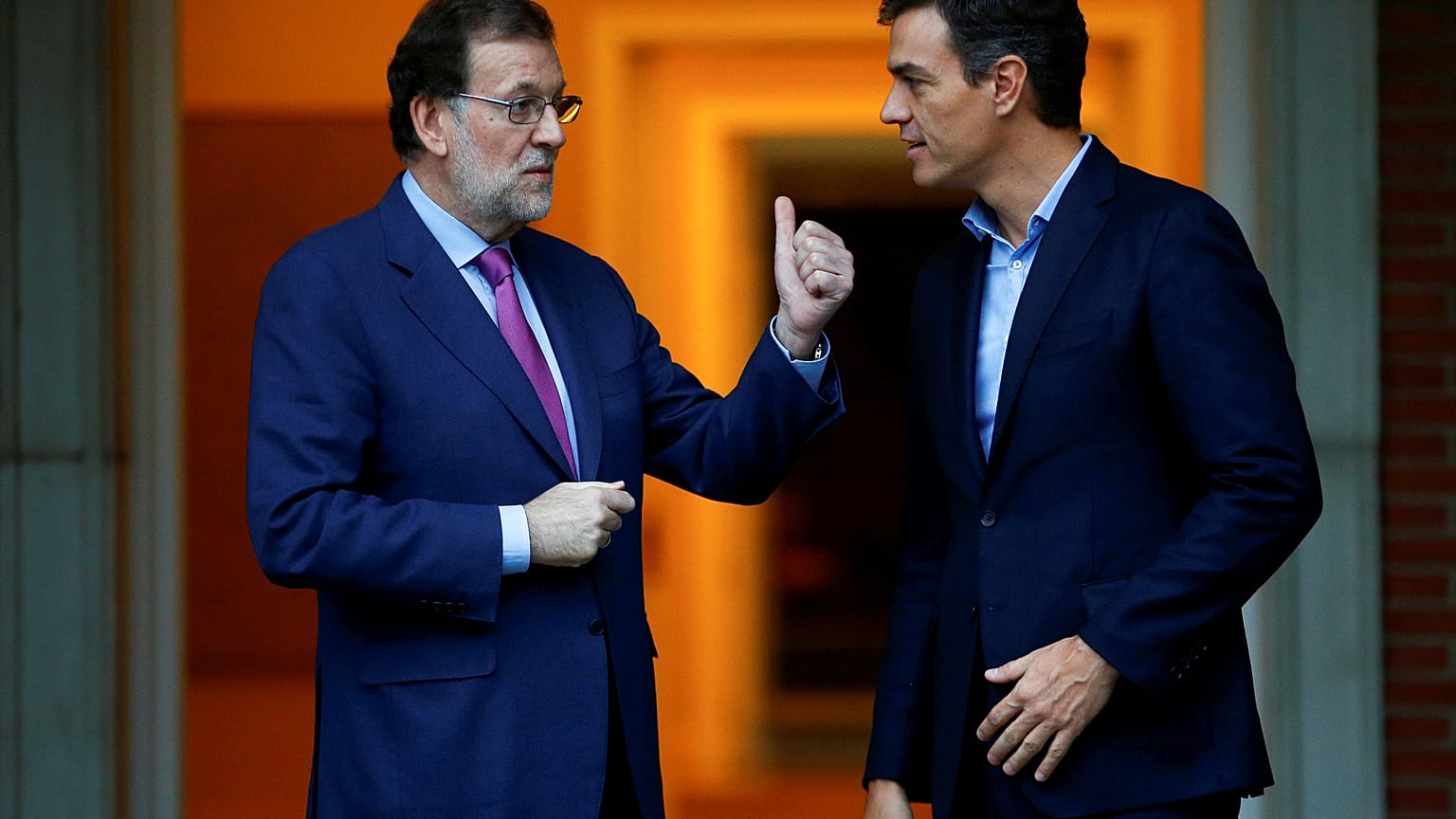 ¿Cómo funciona una  moción de censura en España?