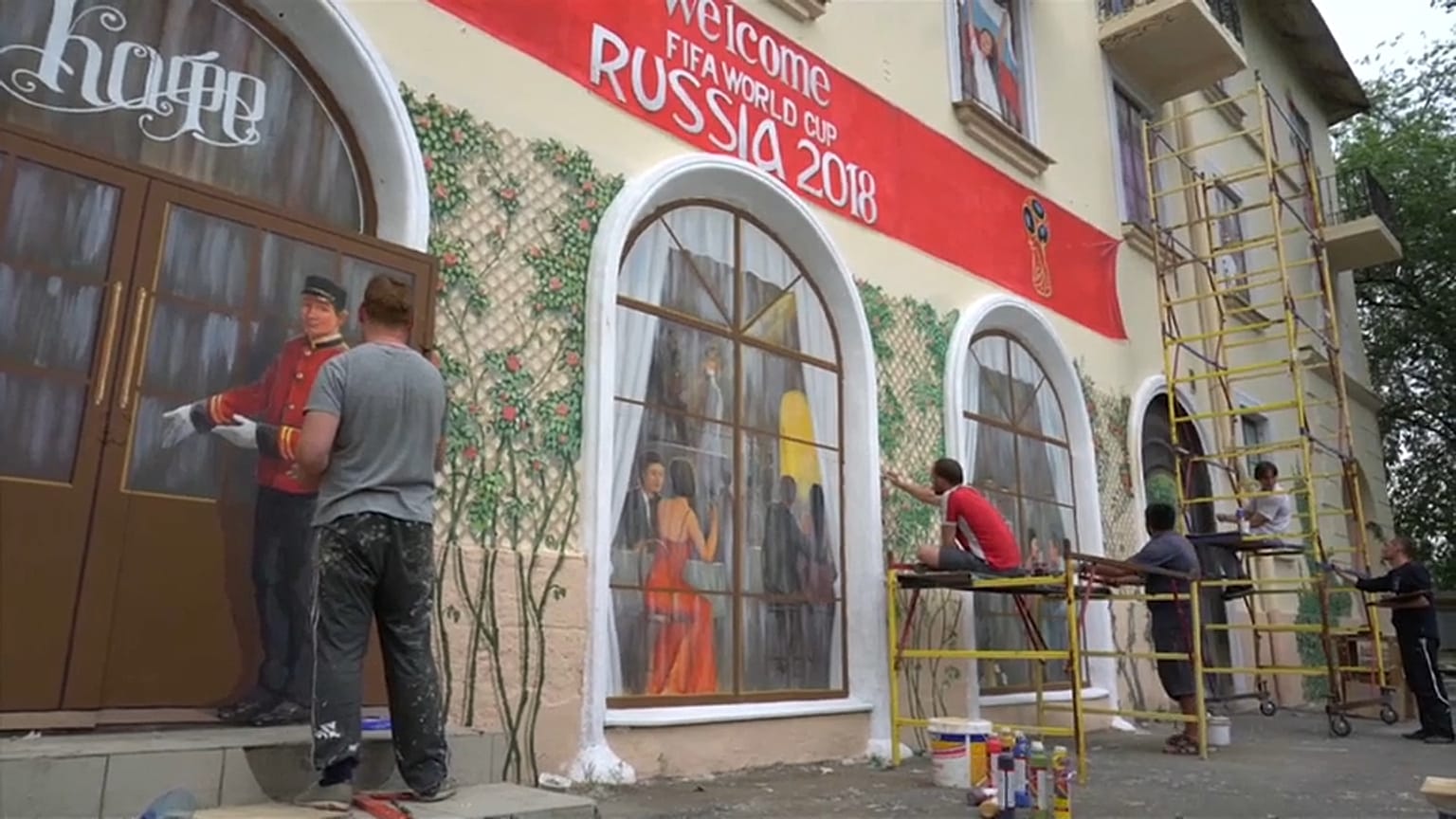 De edifício abandonado a mural de apoio ao Mundial