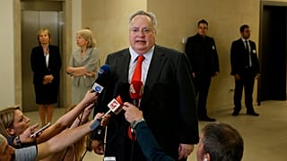 Στη Γερμανία ο Κοτζιάς με το σκοπιανό στις αποσκευές του!