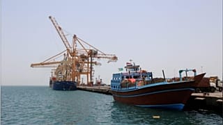 التحالف الدولي بقيادة السعودية يضيّق الخناق على مدينة الحديدة اليمنية