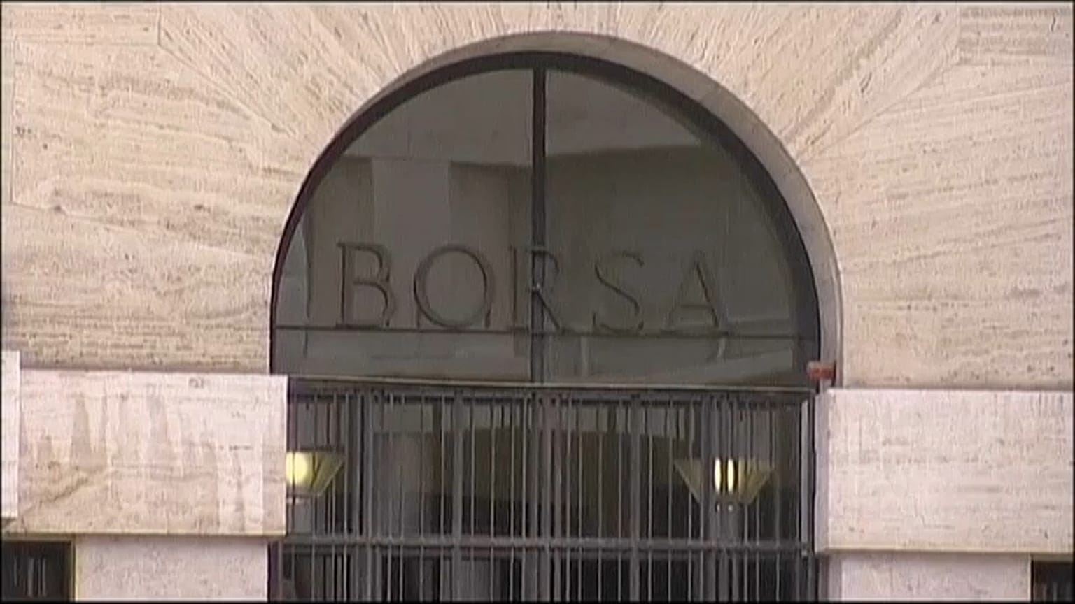 Chaos in Rom verschreckt Anleger