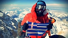 Έλληνας αστυνομικός κατέκτησε κορυφή των Ιμαλαΐων (+video)
