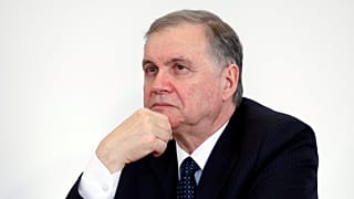 Governador do Banco de Itália adverte para riscos económicos da instabilidade política