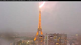 Rayos sobre la Torre Eiffel 