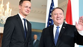 Együttműködik Washington és Budapest